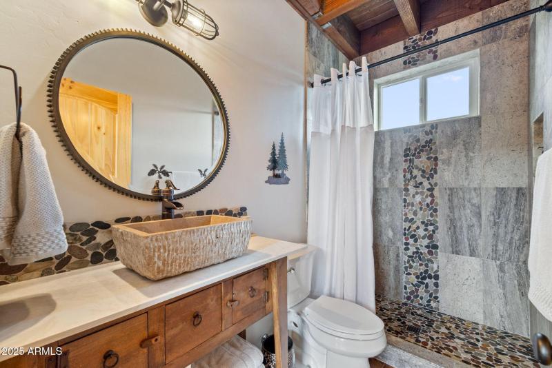 BATHROOM IN GUEST HOUSE