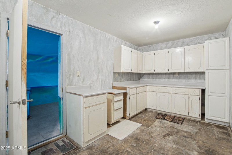 17-print-E Evergreen St-S0509-017