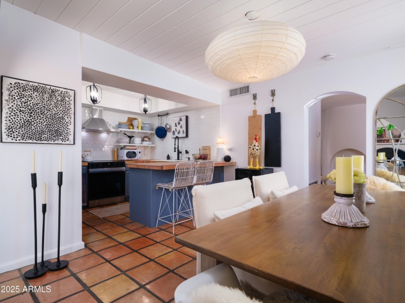 Listings_4540_N_44thSt_Unit21_Images-16