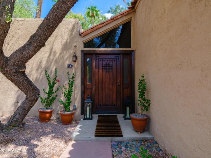 Listings_4540_N_44thSt_Unit21_Images-3