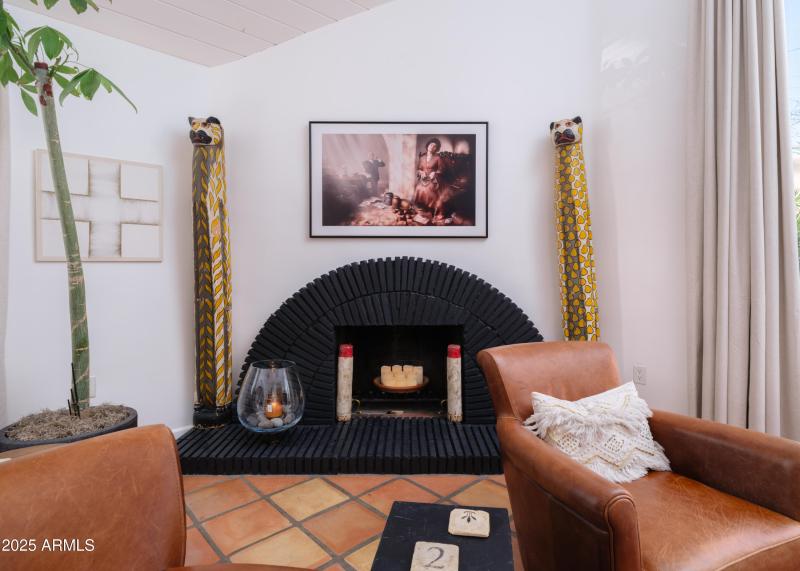 Listings_4540_N_44thSt_Unit21_Images-13