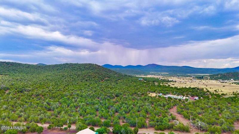 20250906013626595788000000-o