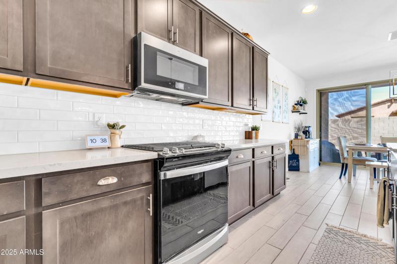 3314 E Jasmine Way-13