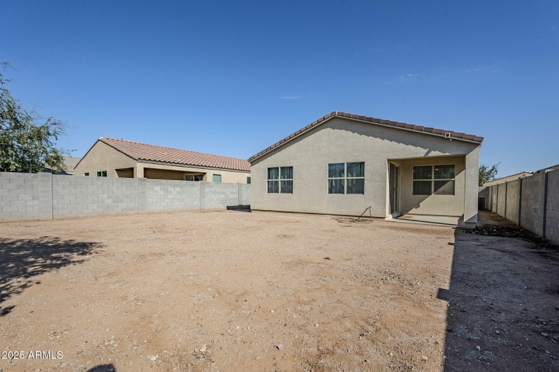 44-web-or-mls-Pelipa-44