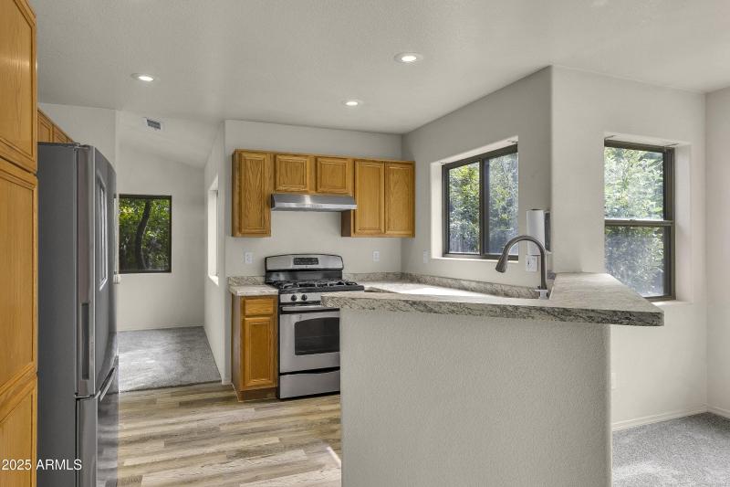 Kitchen Breakfast Bar