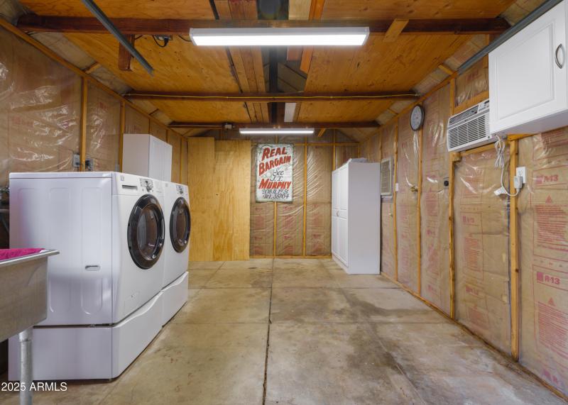 Insulated and Air Conditioned Garage