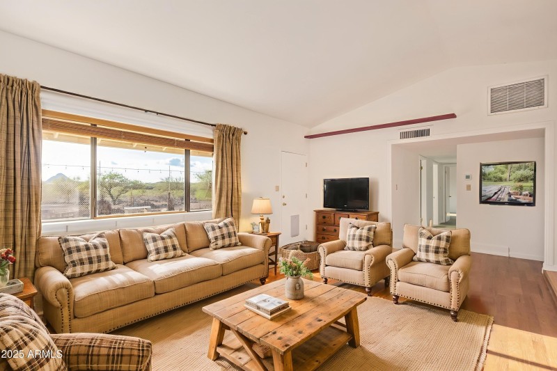 V Staged Living Room - Farmhouse - 2