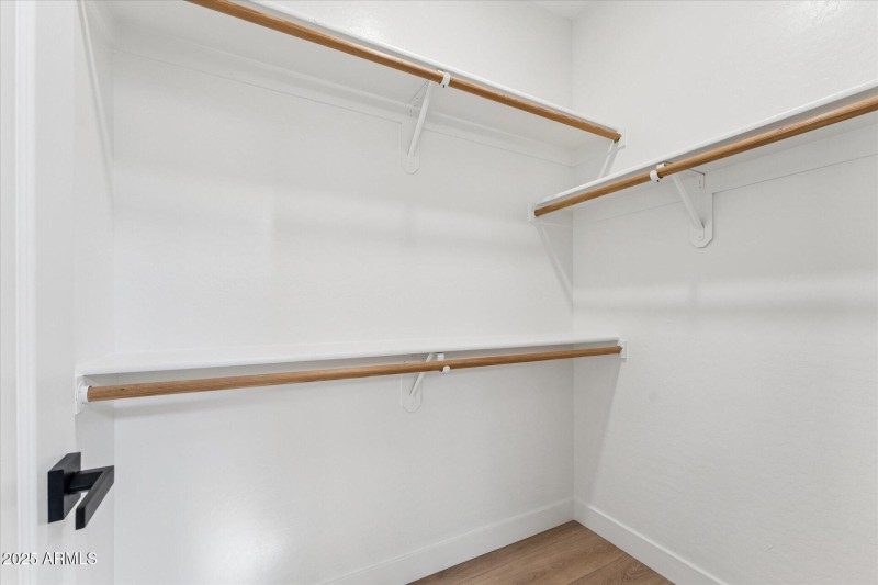 14-014-closet