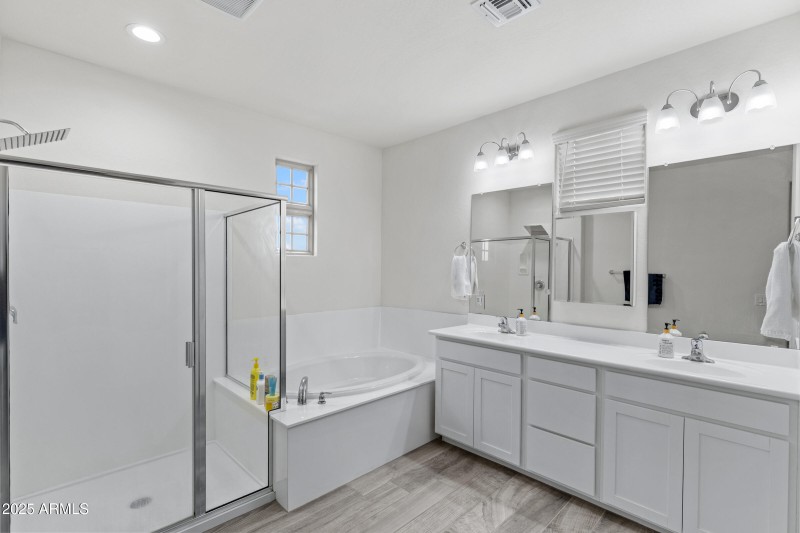 1201 S Tumbleweed Ln