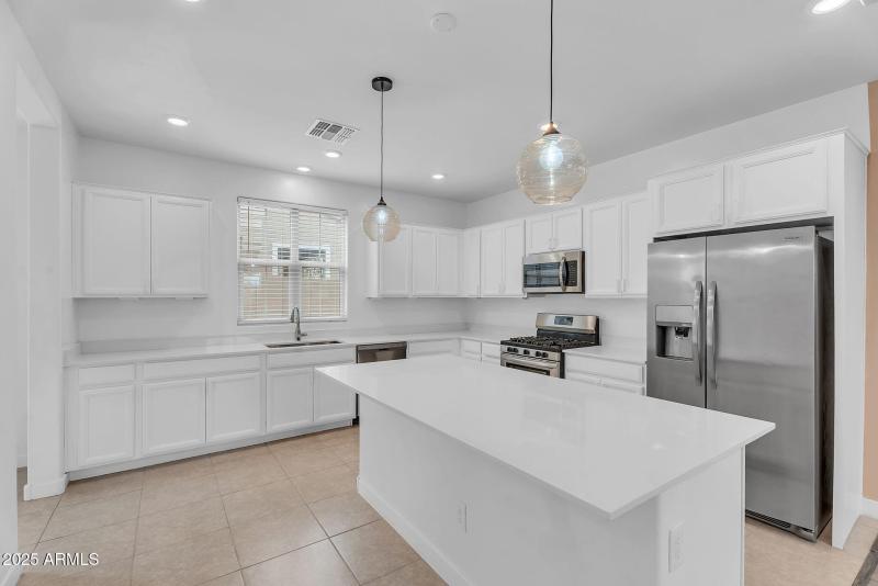 7-web-or-mls-Sabino-8