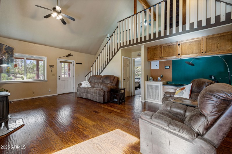 2003 Little Doe Trail, Overgaard, AZ-Cab