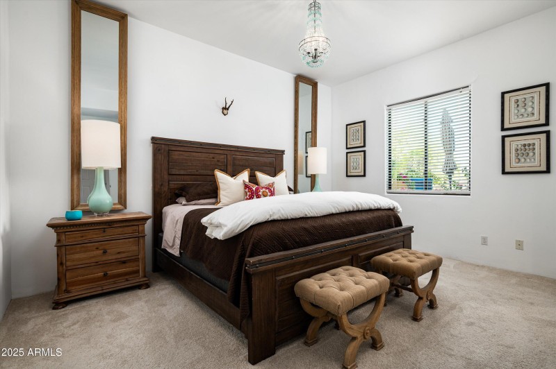 37-7025AshlerHillsDr-37