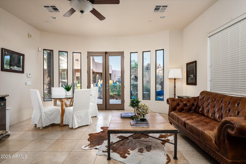 43-7025AshlerHillsDr-43