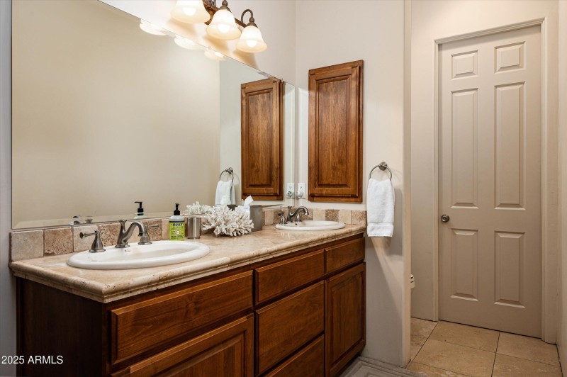 46-7025AshlerHillsDr-46