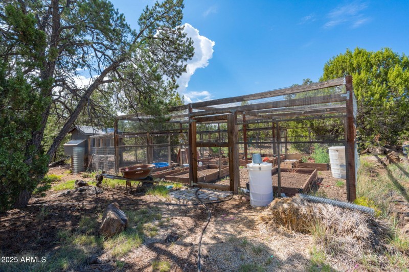 47-web-or-mls-35575-w-pale-moon-rd