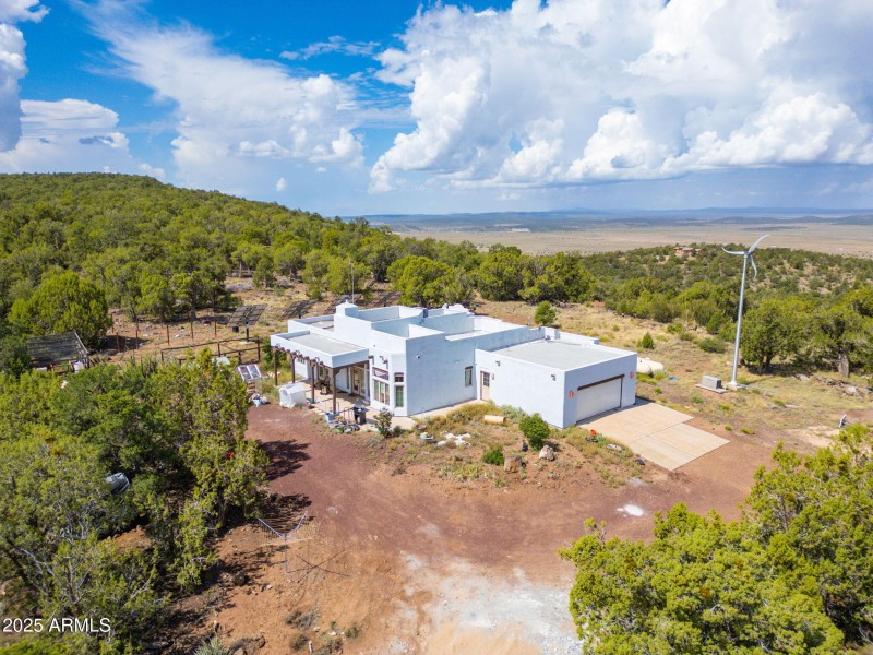 1-web-or-mls-35575-w-pale-moon-rd