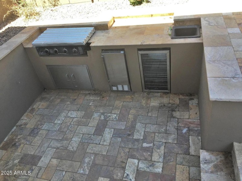 Built in BBQ 3