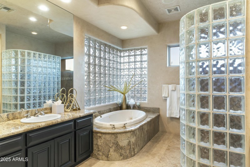 Owner's Bathroom