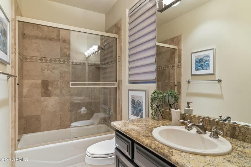 Casita's Bathroom