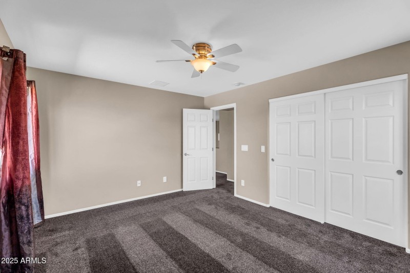 26-web-or-mls-2546 E San Rafael Trail -2