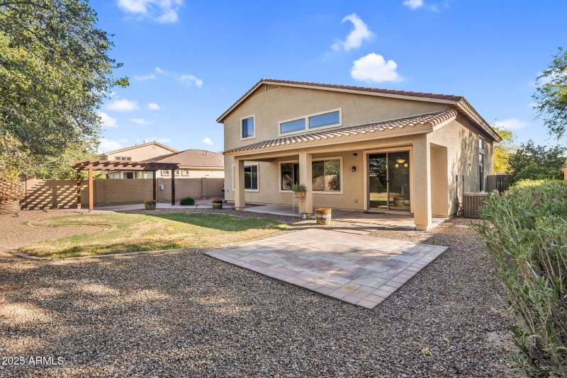 47-web-or-mls-2546 E San Rafael Trail -5