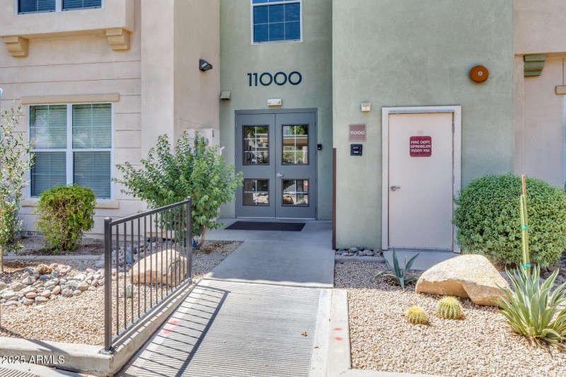 14575 W Mtn View 11221