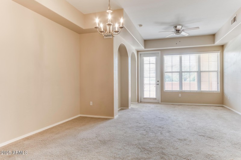 14575 W Mtn View 11221