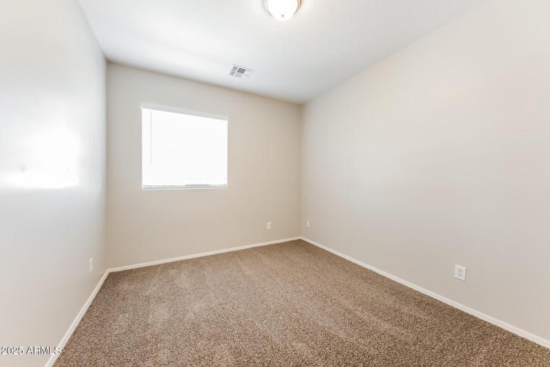 238808-photo-633e42a5dbac7