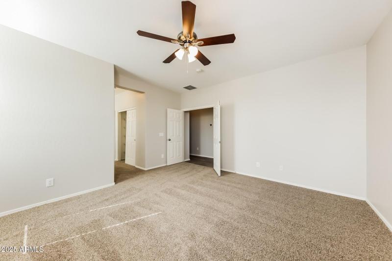 238808-photo-633e429f04830