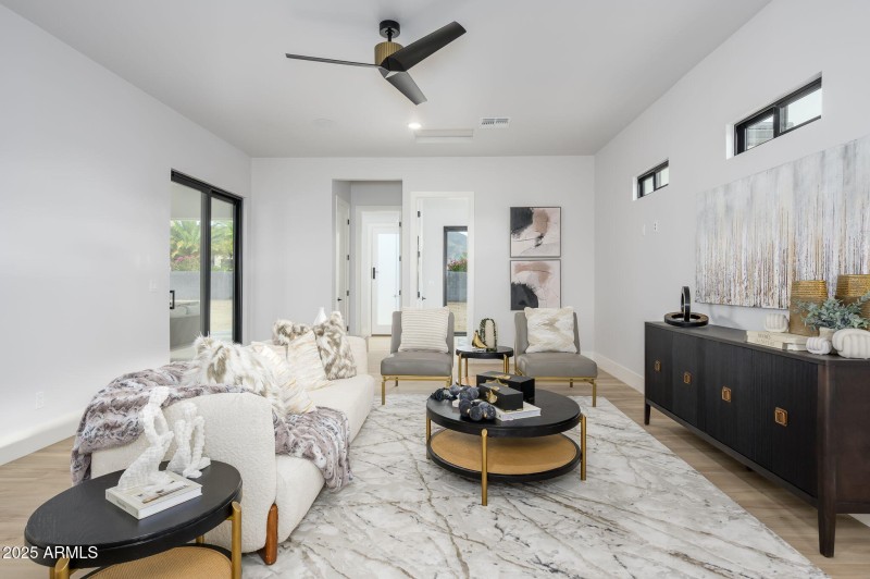 45-web-or-mls-RunawayBay-39