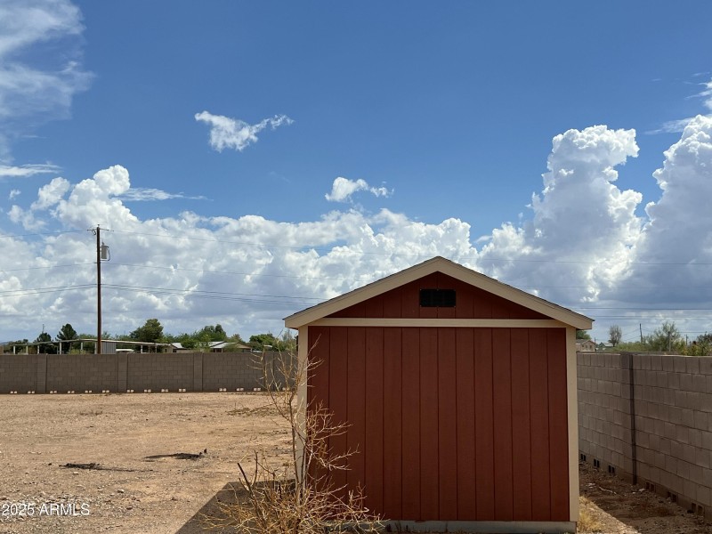 Shed