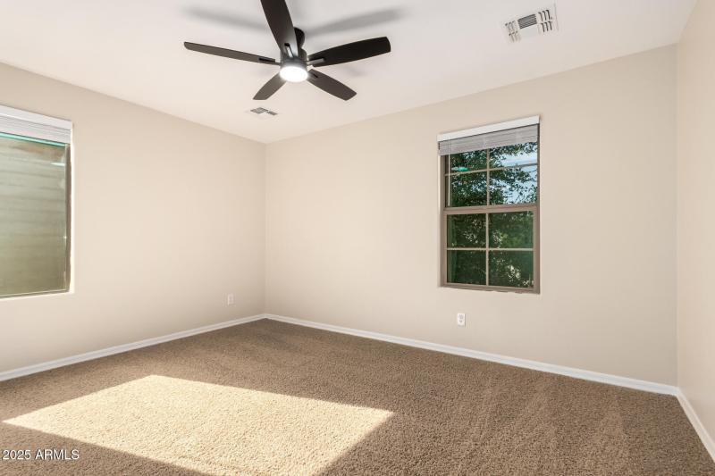 29 - Sweet Iron 4705