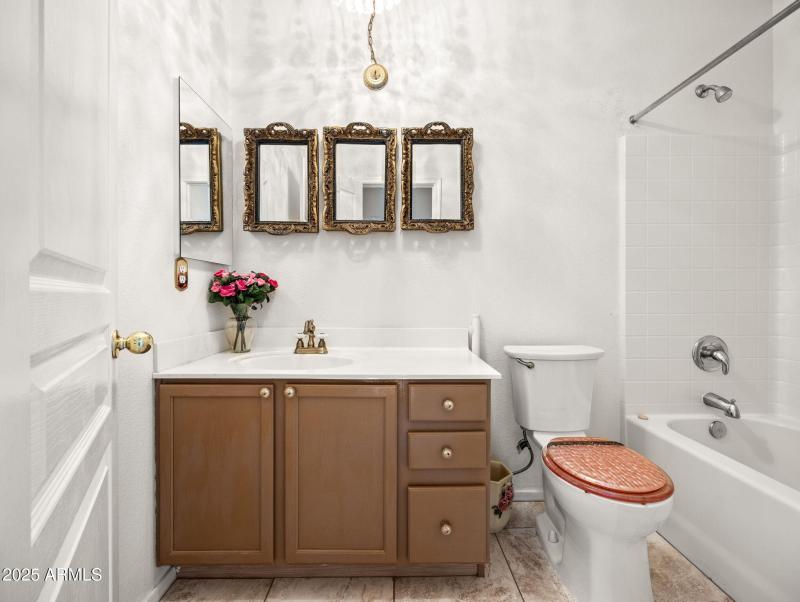 30-web-or-mls-7813 W Via Del Sol-30