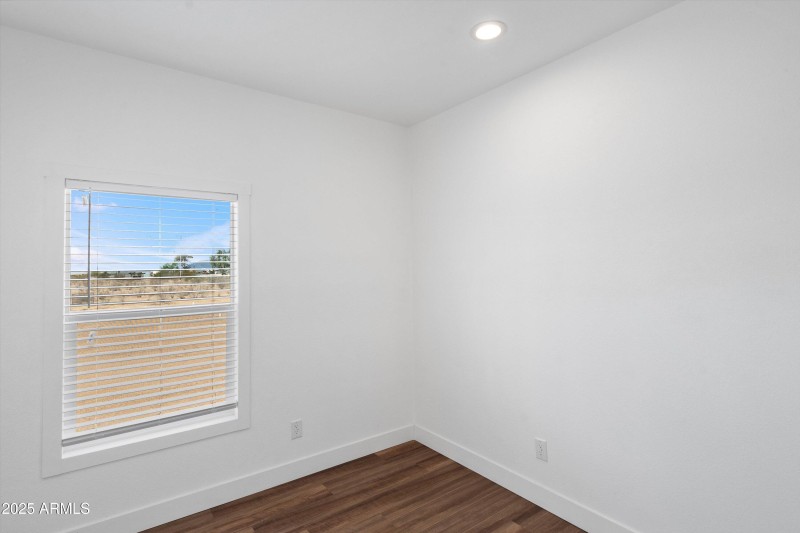 20-Bedroom 3
