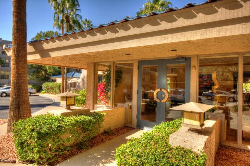 BILTMORE TERRACE at ARIZONA BILTMORE