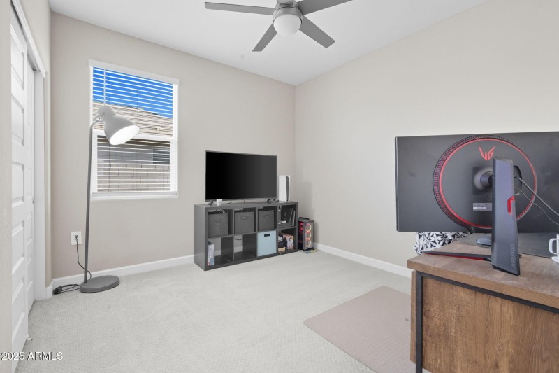 16-web-or-mls-1055 W Tuli Way-16