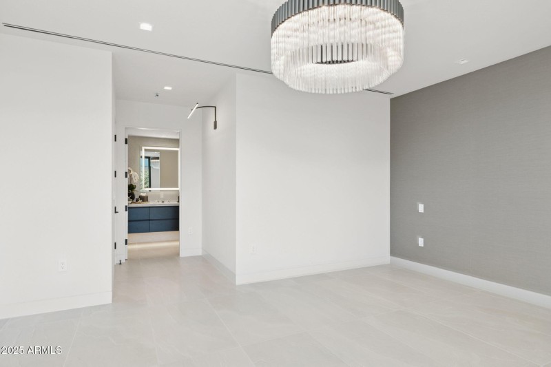 Guest Suite 2 Vacant