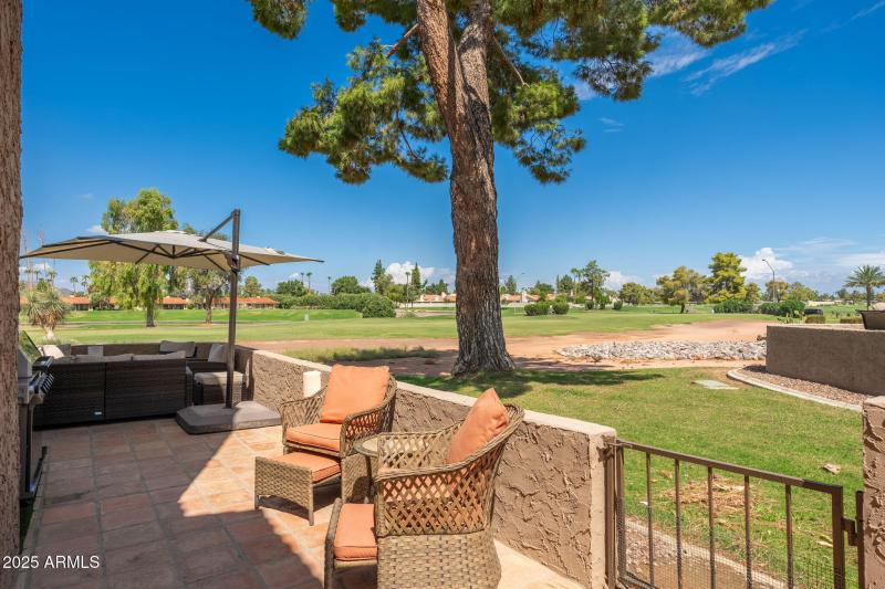 Outdoor Side Patio & Gate