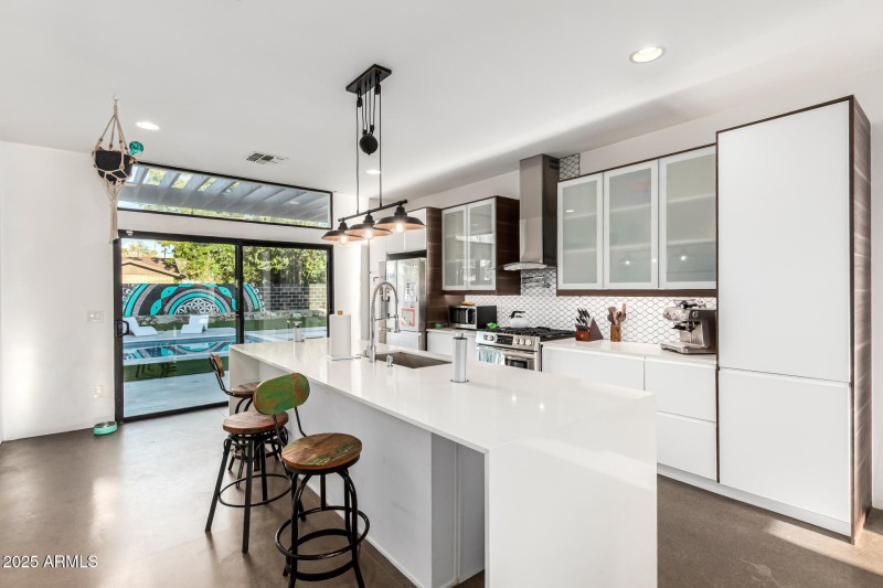 Eat in Kitchen