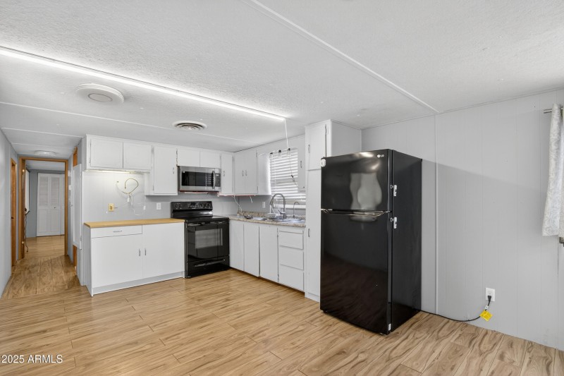 Kitchen 3