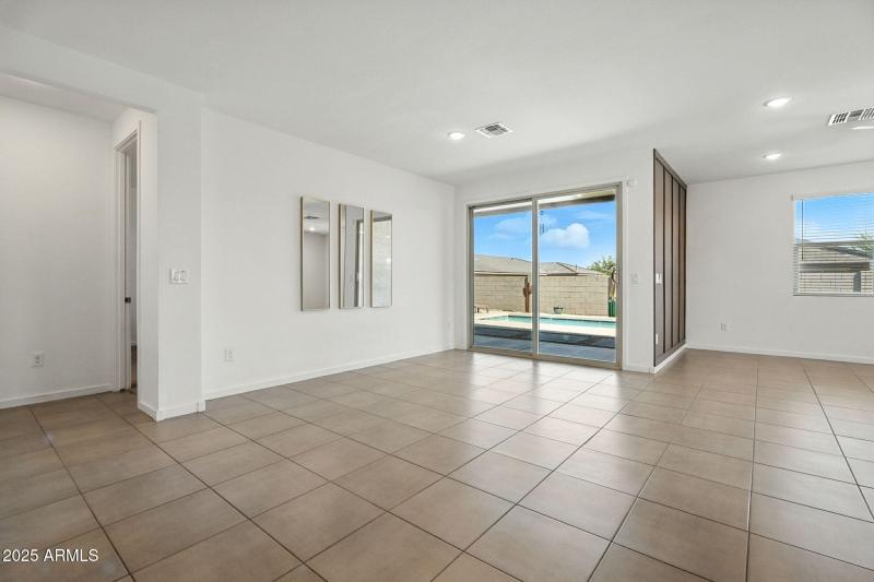 11-web-or-mls-Marin -11