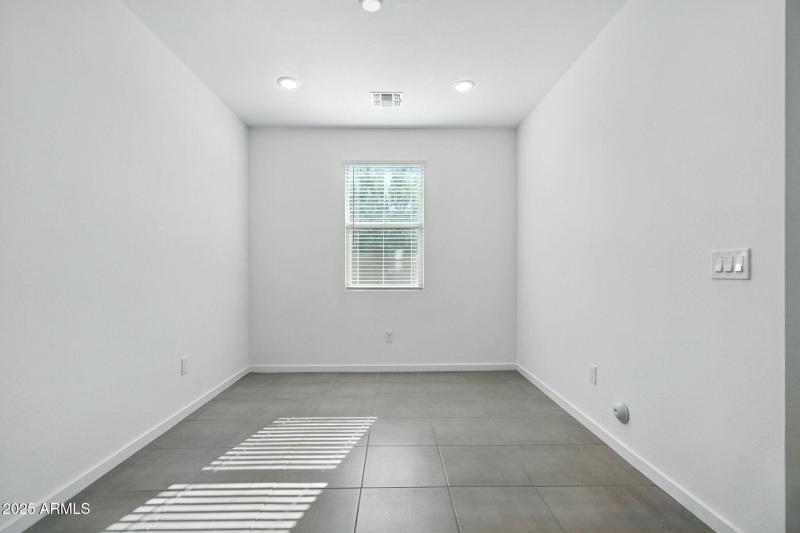 39-web-or-mls-Marin -39