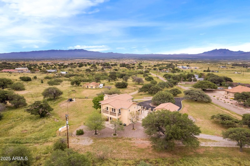 dji_fly_20250904_173204_986_175704223793