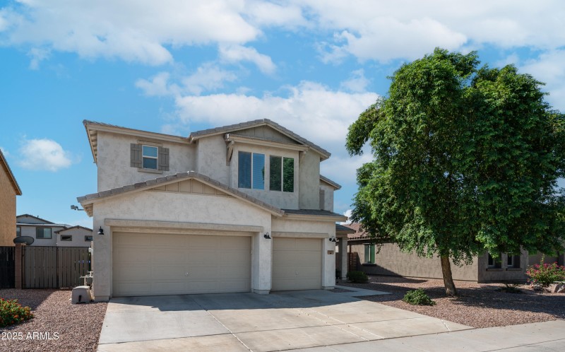 40589 W Parkhill Dr-4