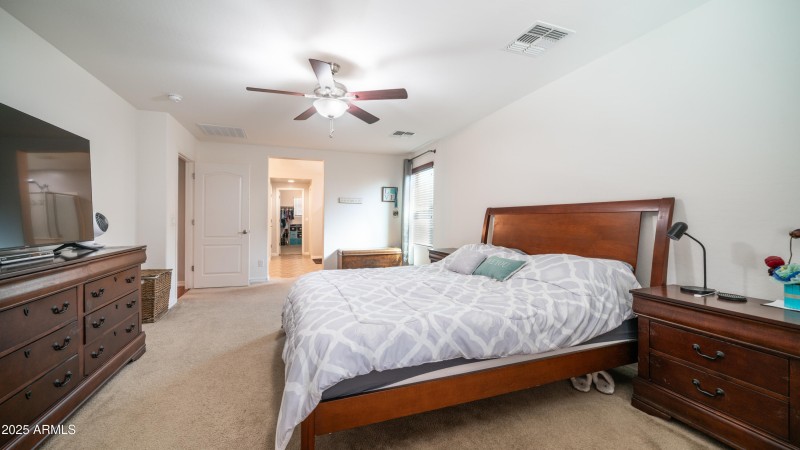 40589 W Parkhill Dr-28