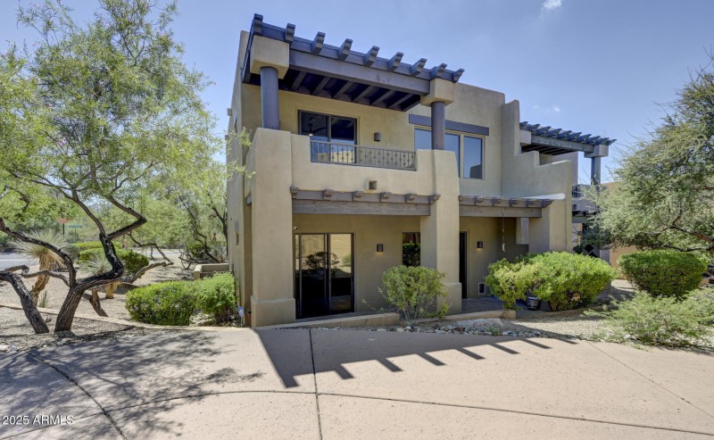 10212 E White Feather Ln-39
