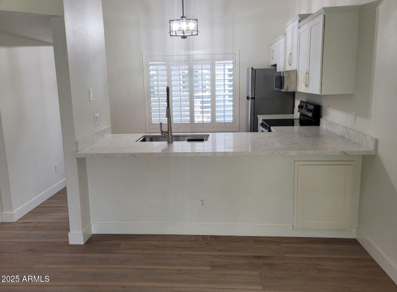 3) 62617-68bb89efc8306