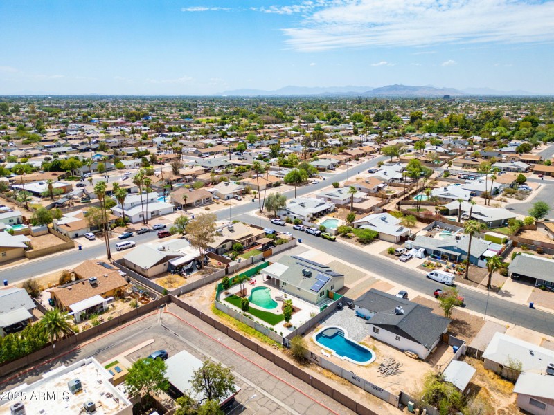 6-web-or-mls-557-s-visalia