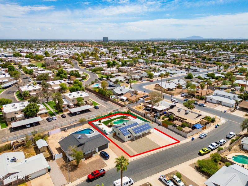 9-web-or-mls-557-s-visalia