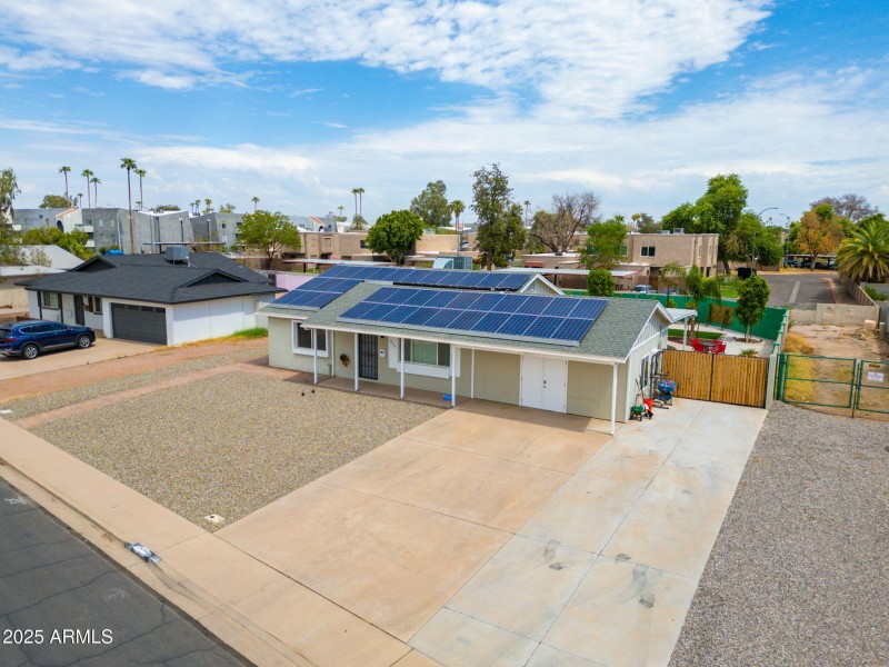 1-web-or-mls-557-s-visalia